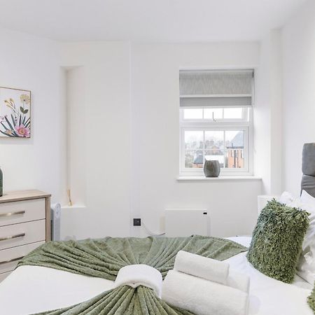 Bright And Spacious Apartment - Excellent Location Лондон Екстериор снимка
