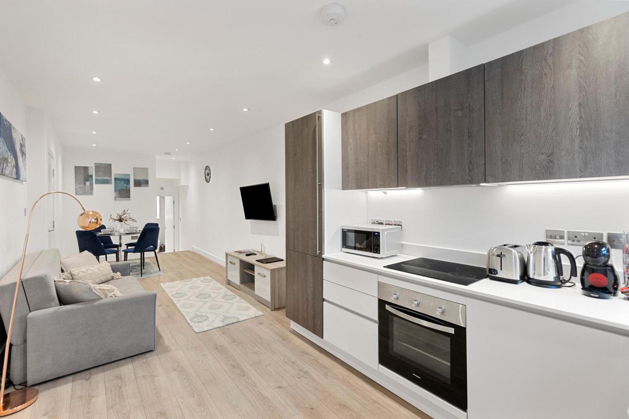 Bright And Spacious Apartment - Excellent Location Лондон Екстериор снимка